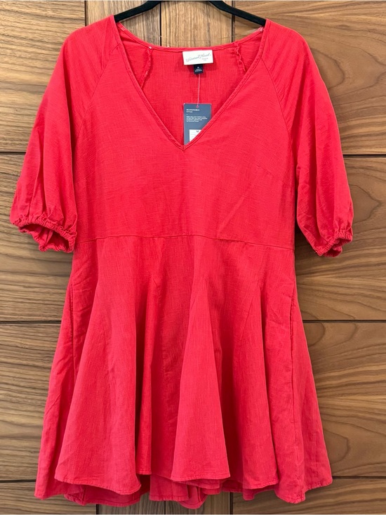 Universal Thread Dresses & Skirts - Universal Threads NWT Red V-Neck Mini Dress Drop Waist - Sz M